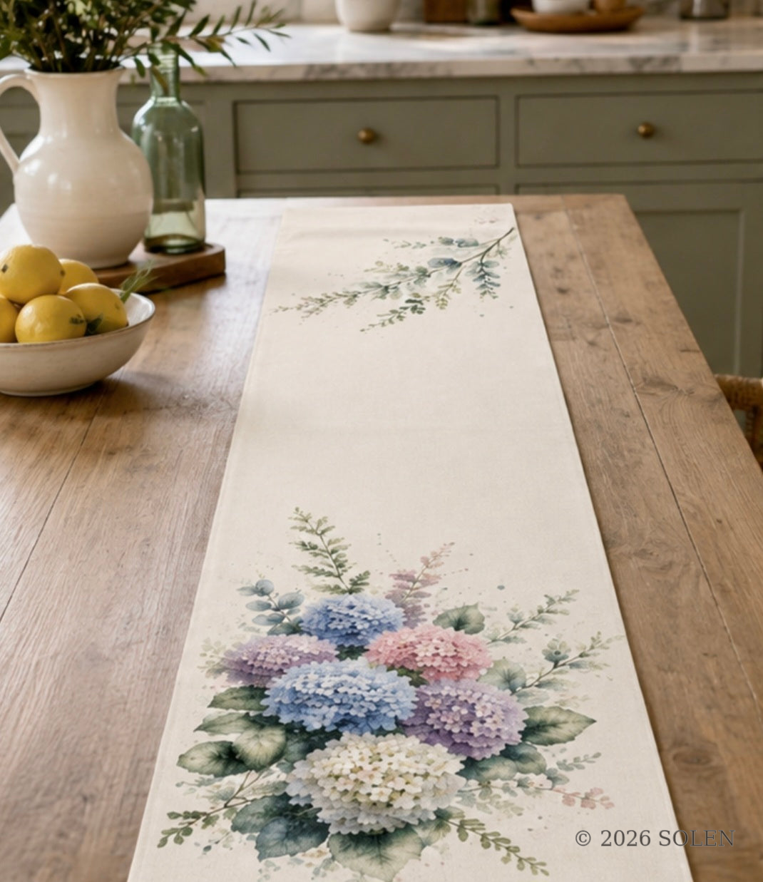 Hydrangea pastel table runner, botanical wedding centerpiece, © 2026 SOLEN