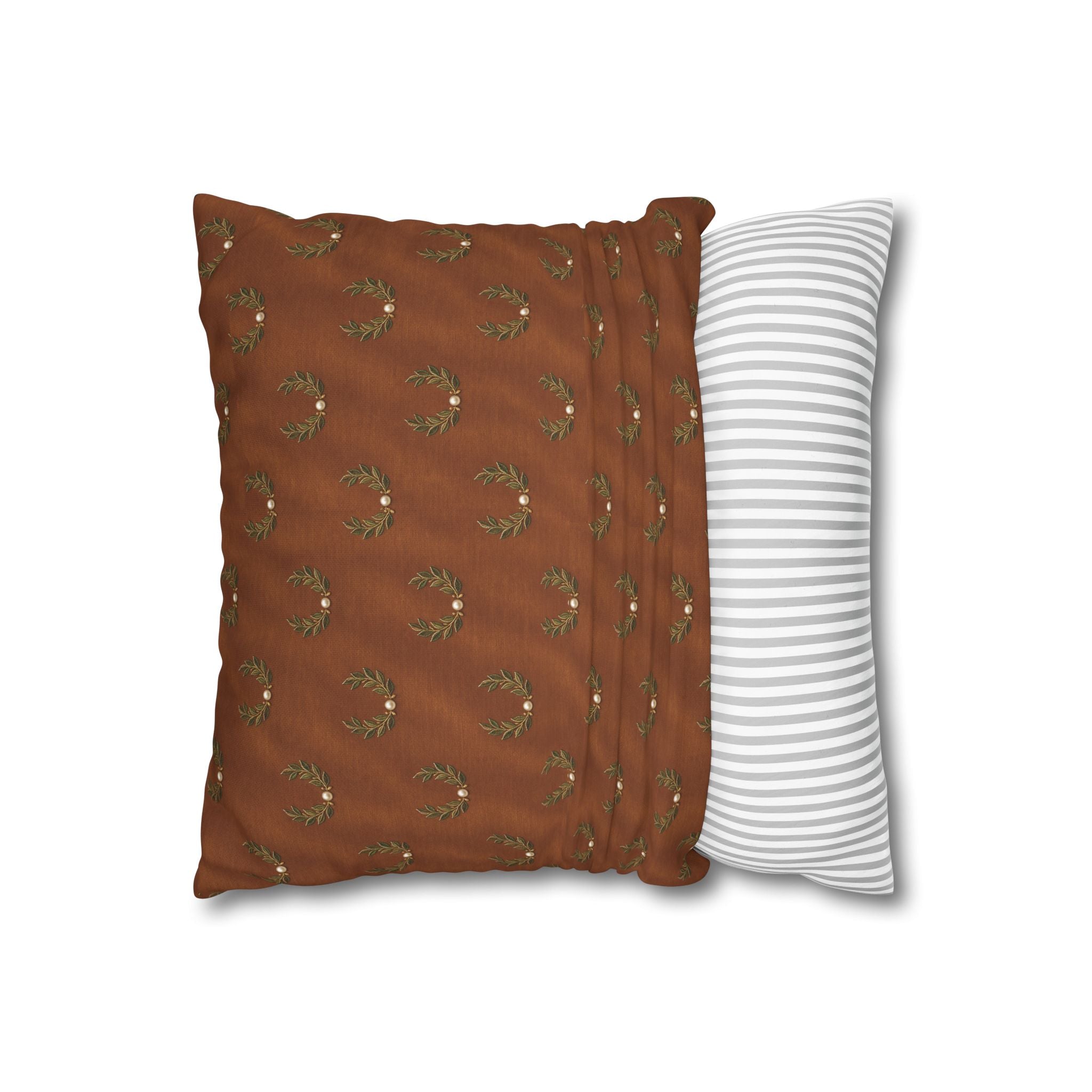 Rust Wreath Pattern Pillow Cover — Holiday Decorative Square Pillowcase