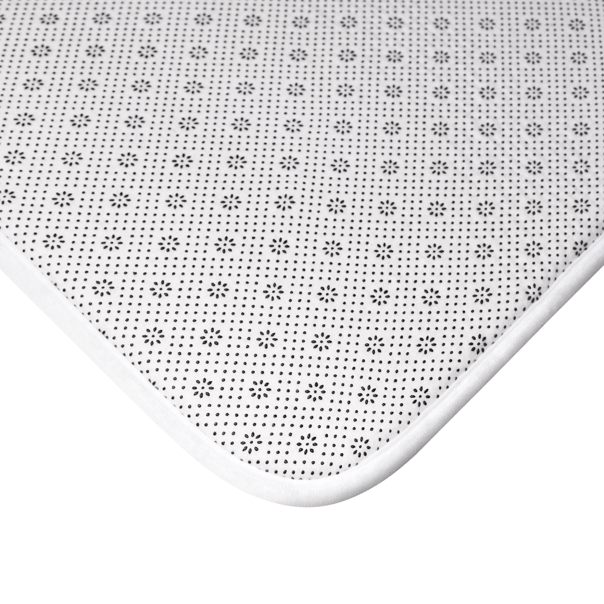Sailboat Sketch Bath Mat — Nautical Bathroom Rug - Solen
